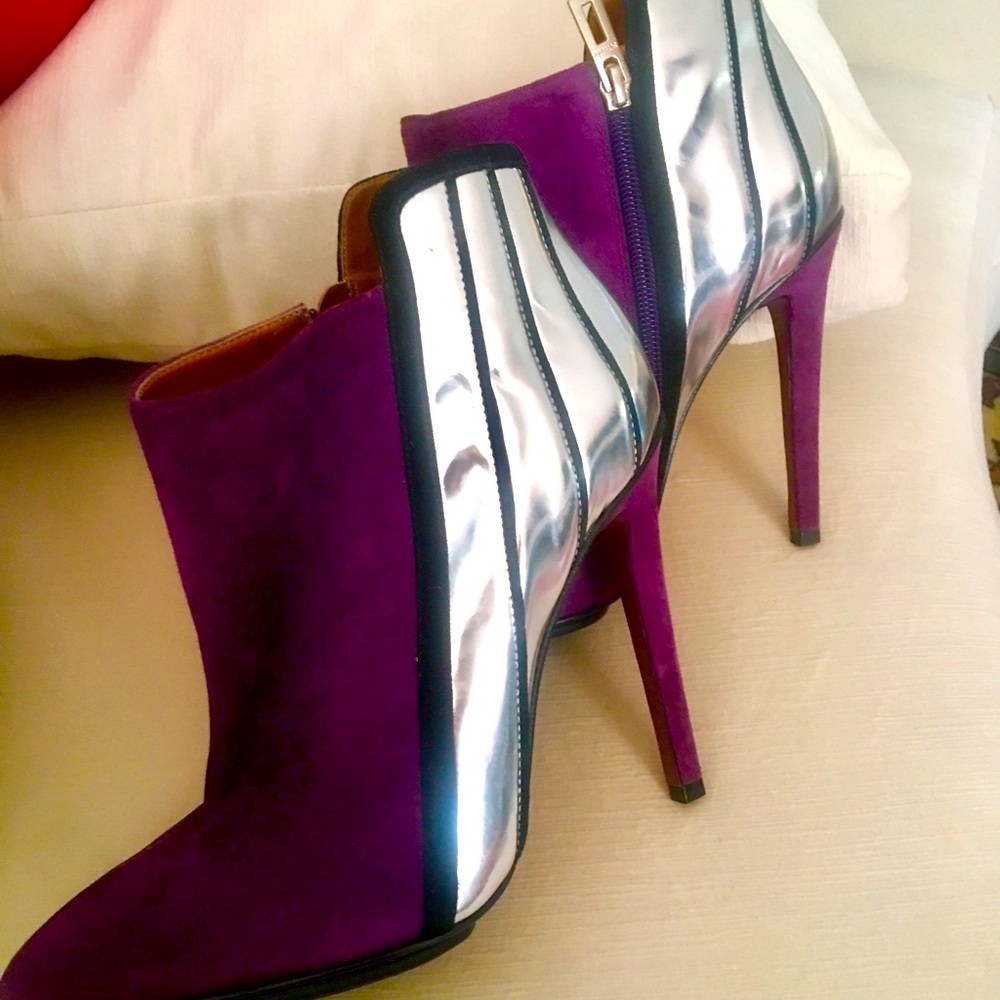 Attention Shoe Diva’s and Rockstars!